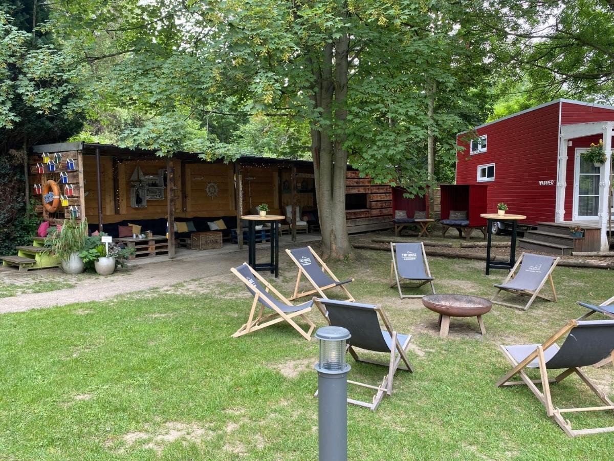 Tiny House Ems Im Pier9 Tiny House Hotel Hamm  Kültér fotó